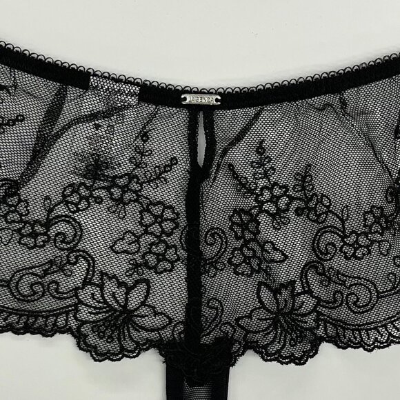 French Style Lingerie | La Senza Embroidery and Mesh Thong | Size M | Black - Picture 6 of 6